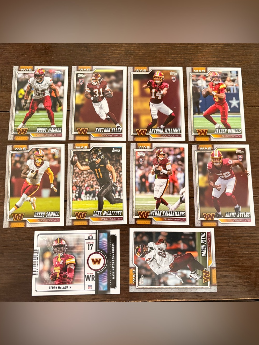 TOPPS WASHINGTON COMMANDERS Large Lot of Football Trading Cards MINT